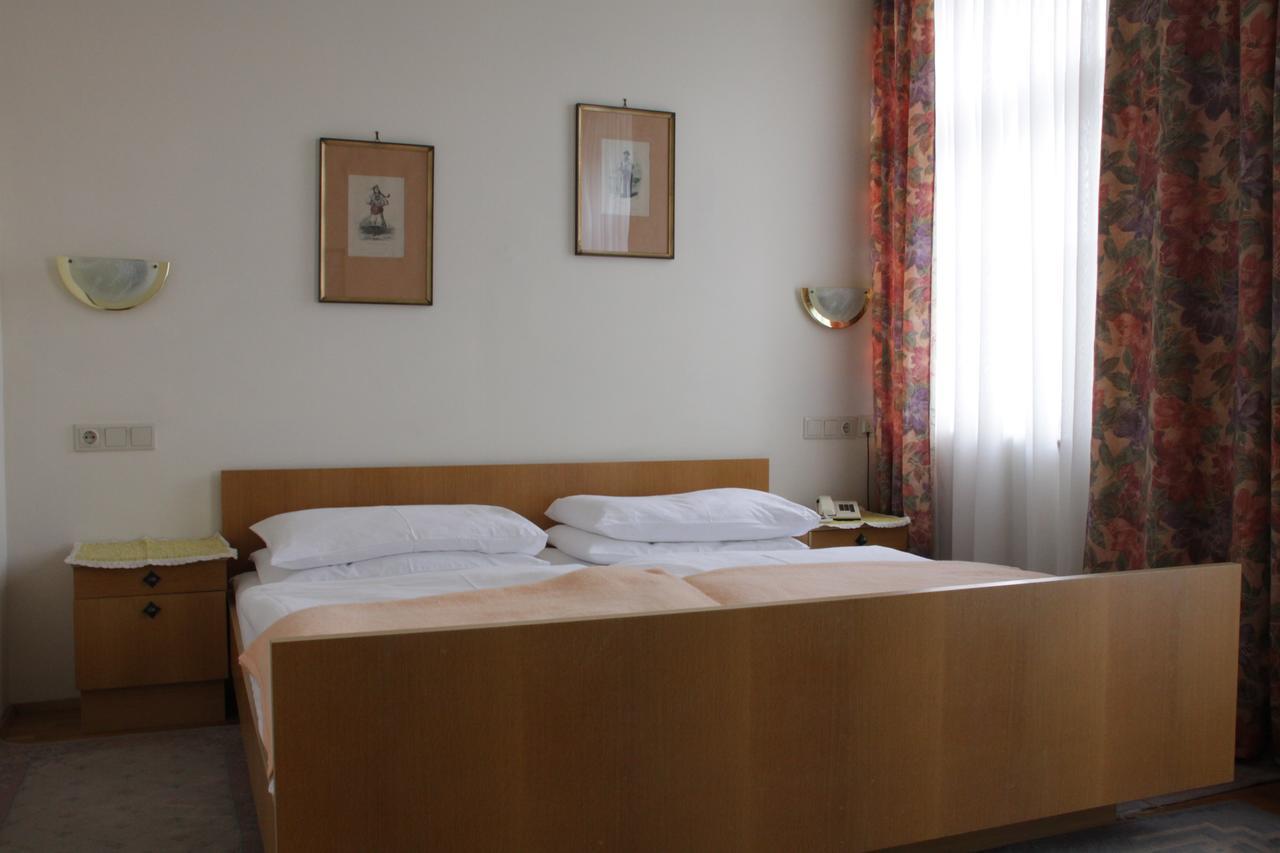 Hotel Restaurant Wachauerhof Spitz an der Donau Dış mekan fotoğraf